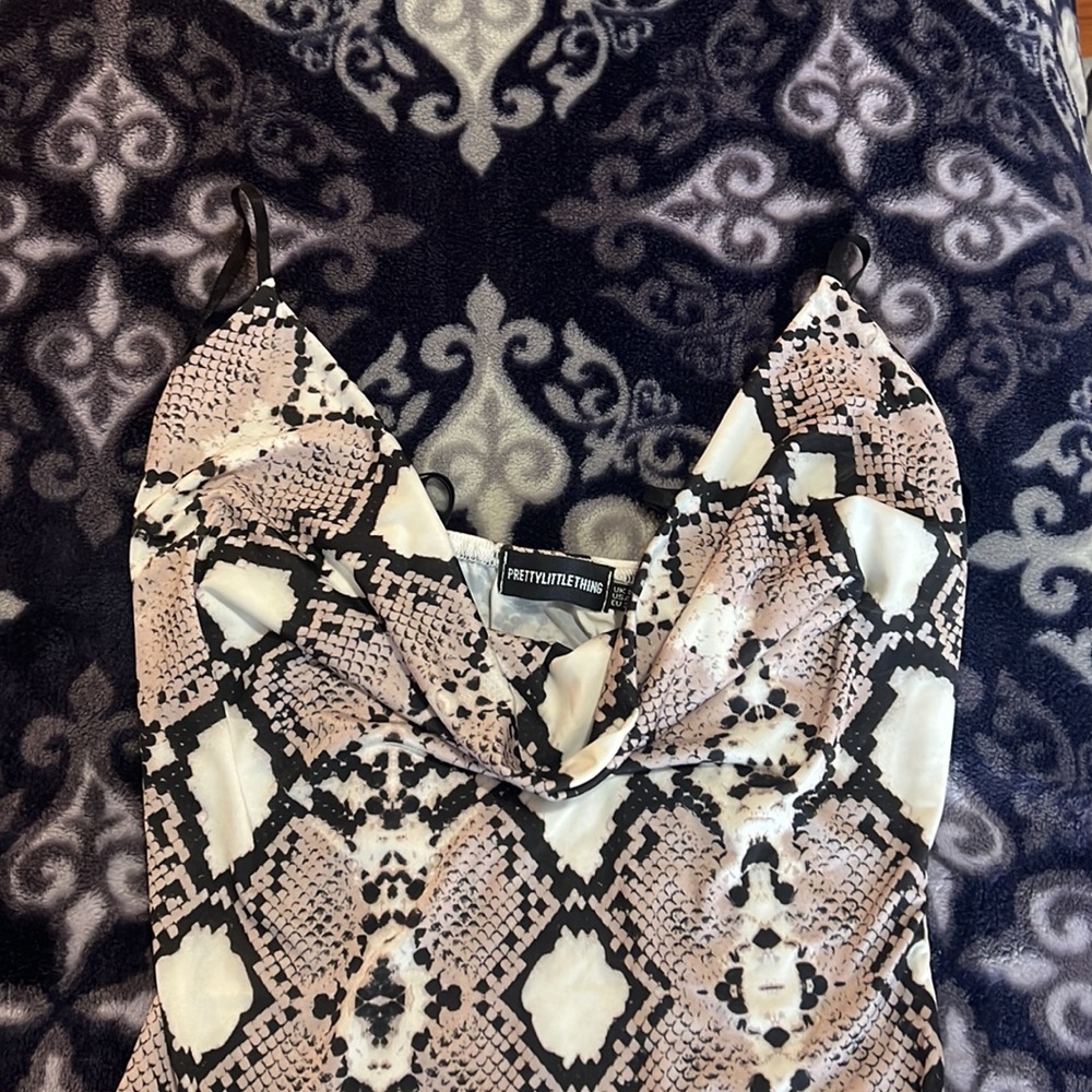 Silky bodysuit - Picture 2 of 4